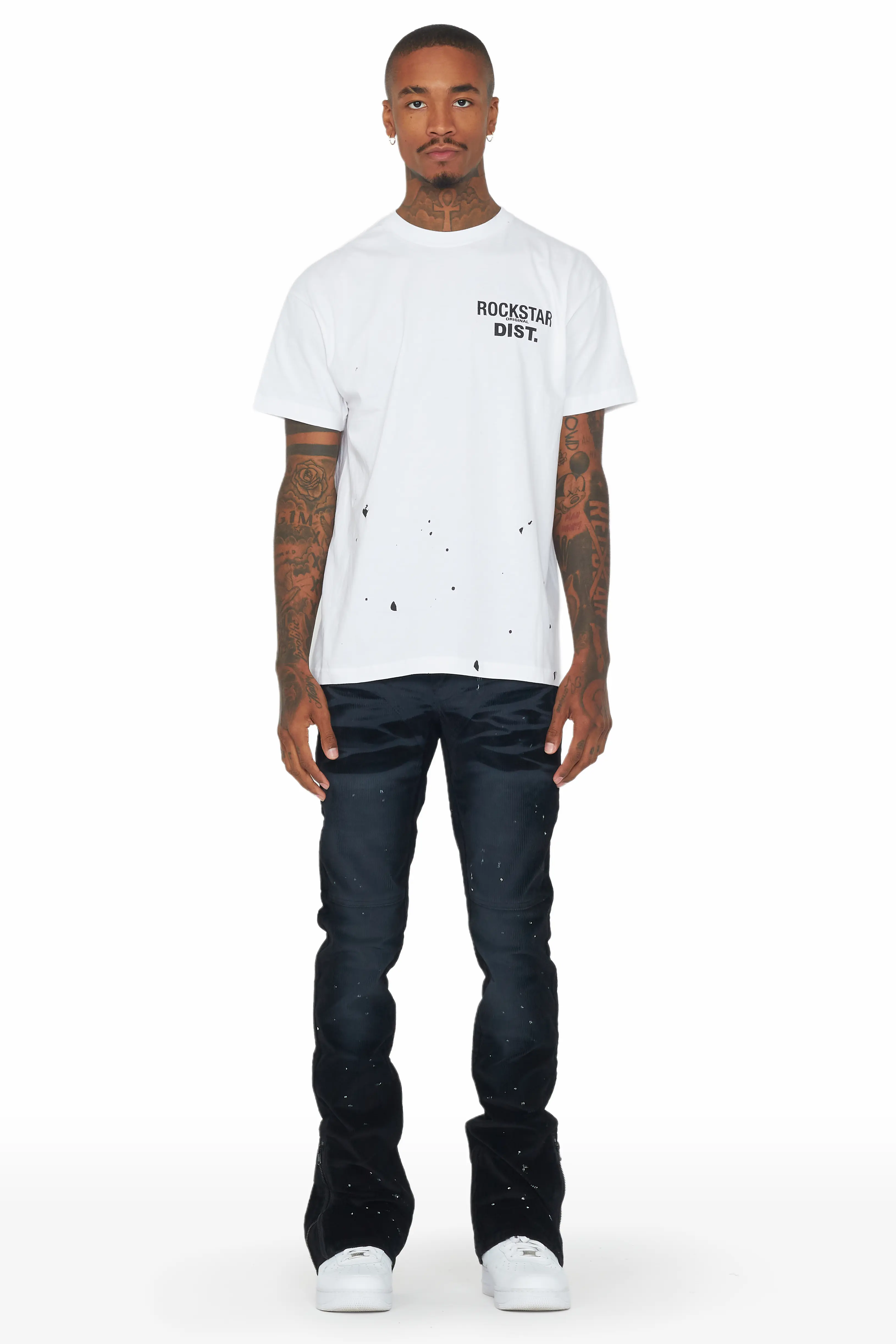 10115-sevyn-black-super-stacked-stacked-flare-corduroy-pant-2.webp Sevyn Black Super Stacked Stacked Flare Corduroy Pant