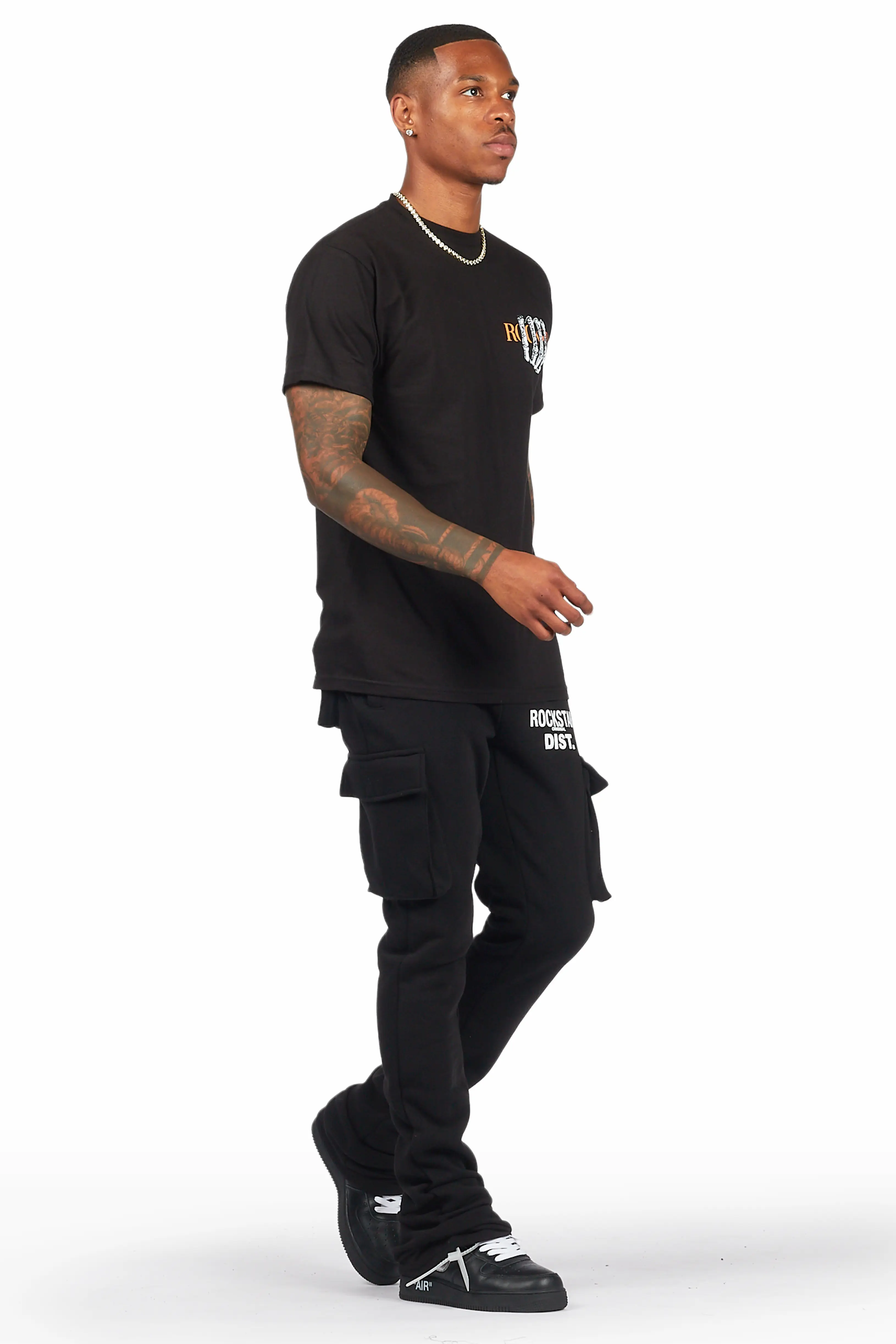 11491-alpine-black-stacked-flare-cargo-pant-7.webp Alpine Black Stacked Flare Cargo Pant