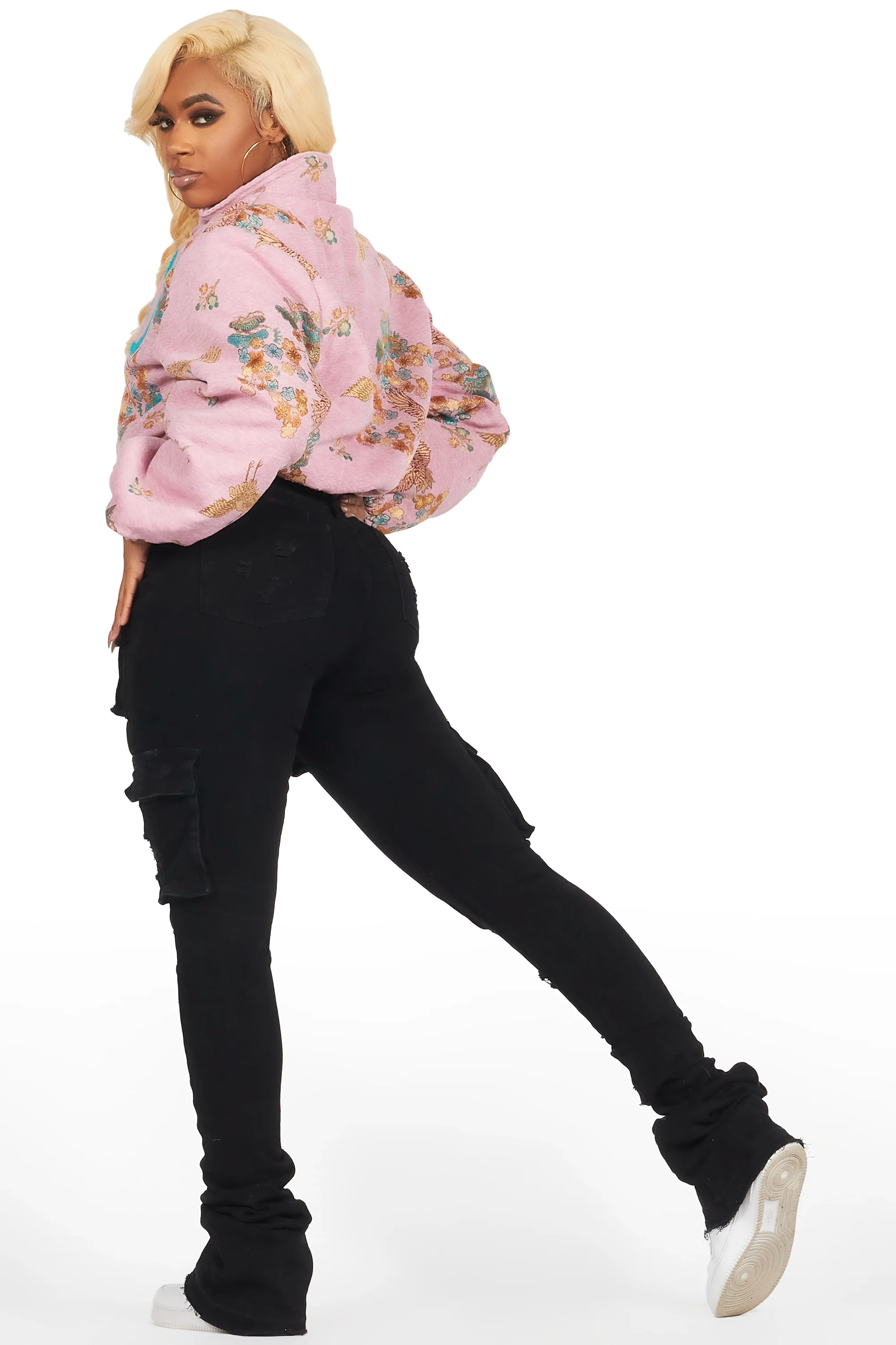 23752-vatasha-pink-tapestry-puffer-jacket-12.webp Vatasha Pink Tapestry Puffer Jacket