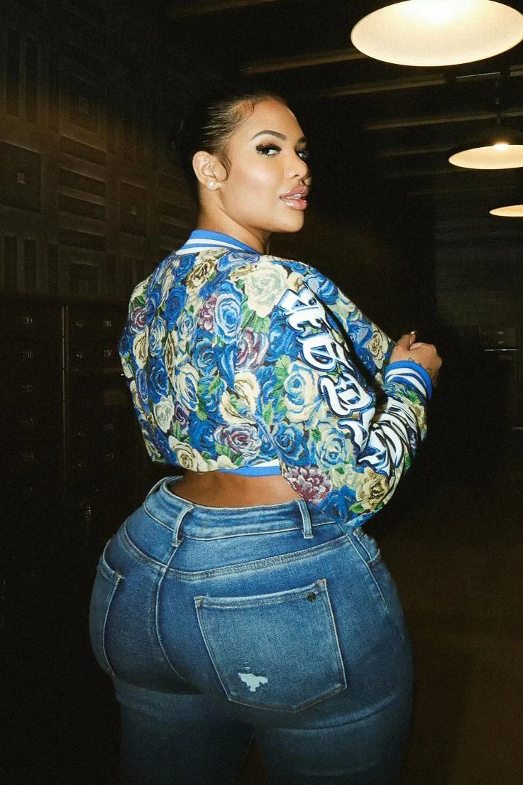 4268-darresha-blue-crop-tapestry-varsity-jacket-3.webp Darresha Blue Crop Tapestry Varsity Jacket