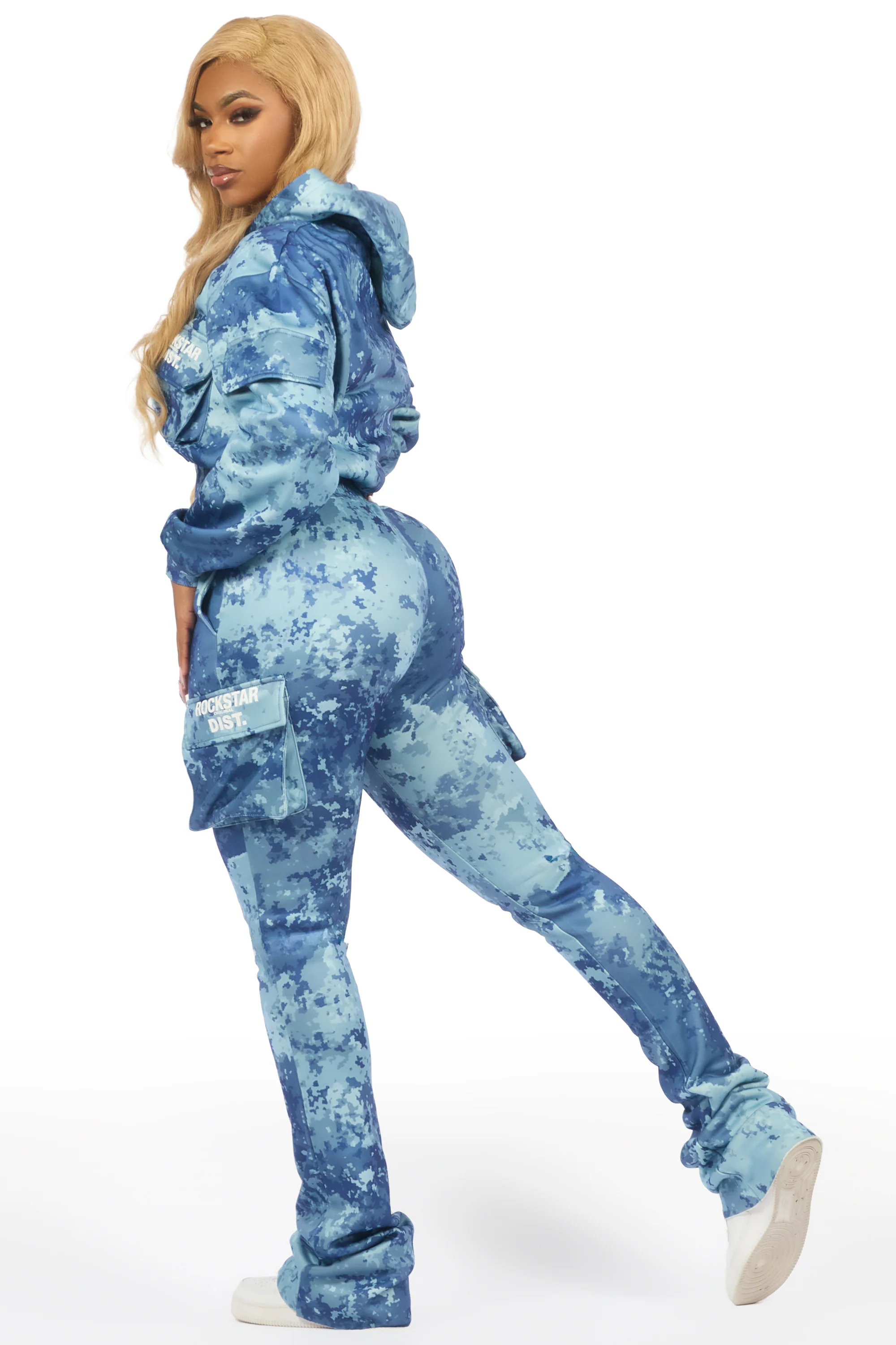 6445-tehjena-blue-digital-camo-stacked-trackset-4.webp Tehjena Blue Digital Camo Stacked Trackset