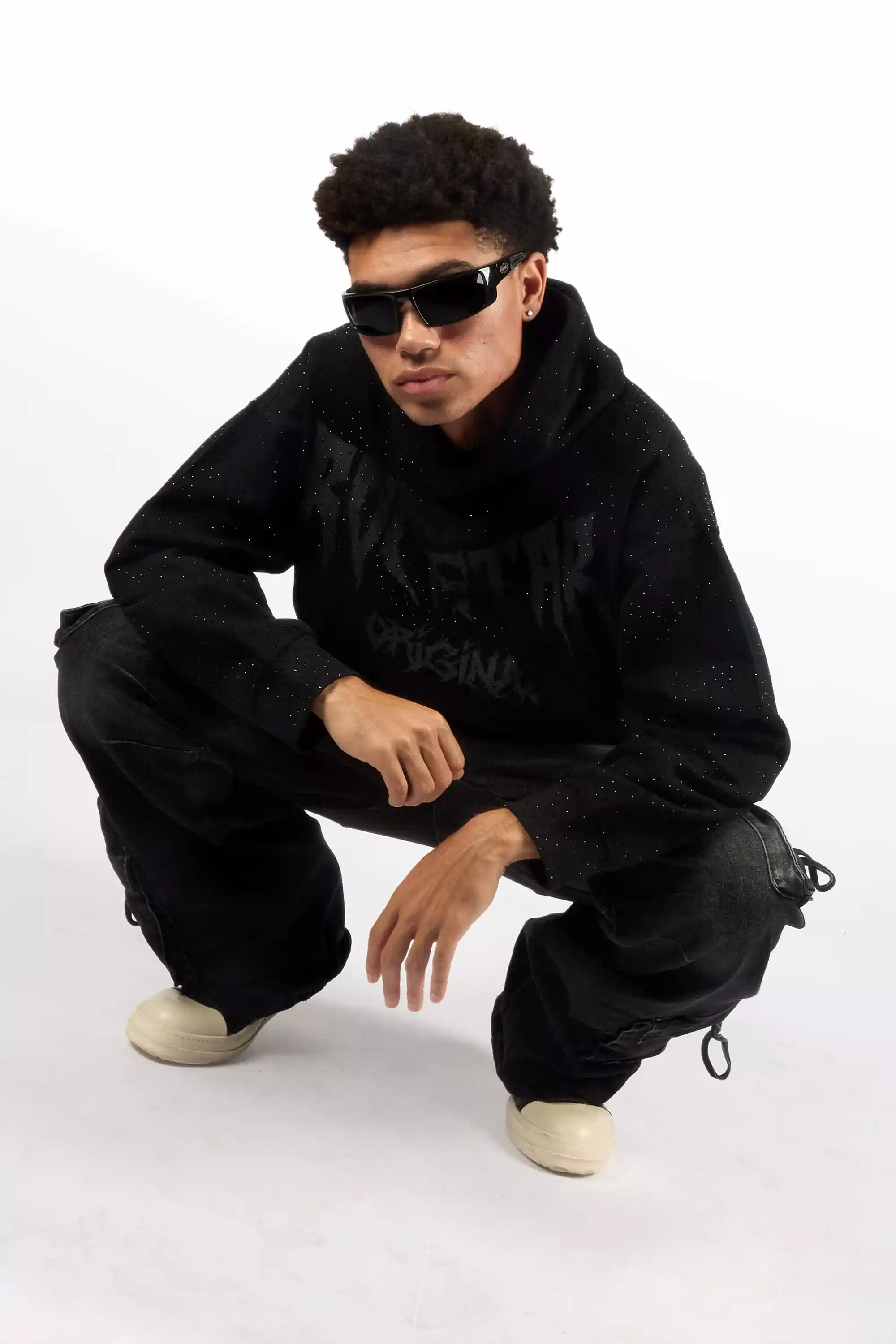 8008-tore-black-baggy-cargo-jean-3.webp Tore Black Baggy Cargo Jean
