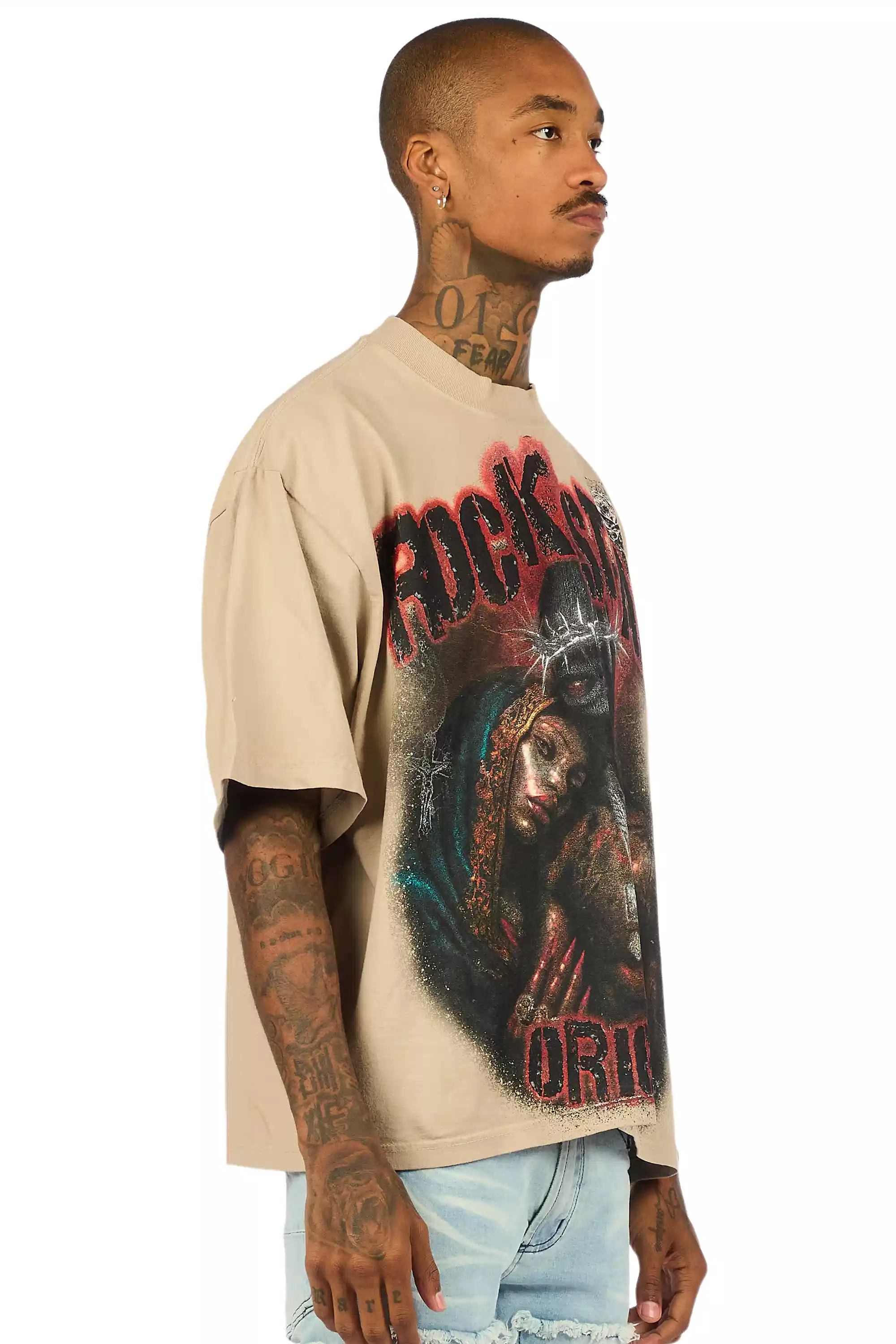 8692-rhydan-beige-black-oversized-graphic-t-shirt-3.webp Rhydan Beige/Black Oversized Graphic T-Shirt