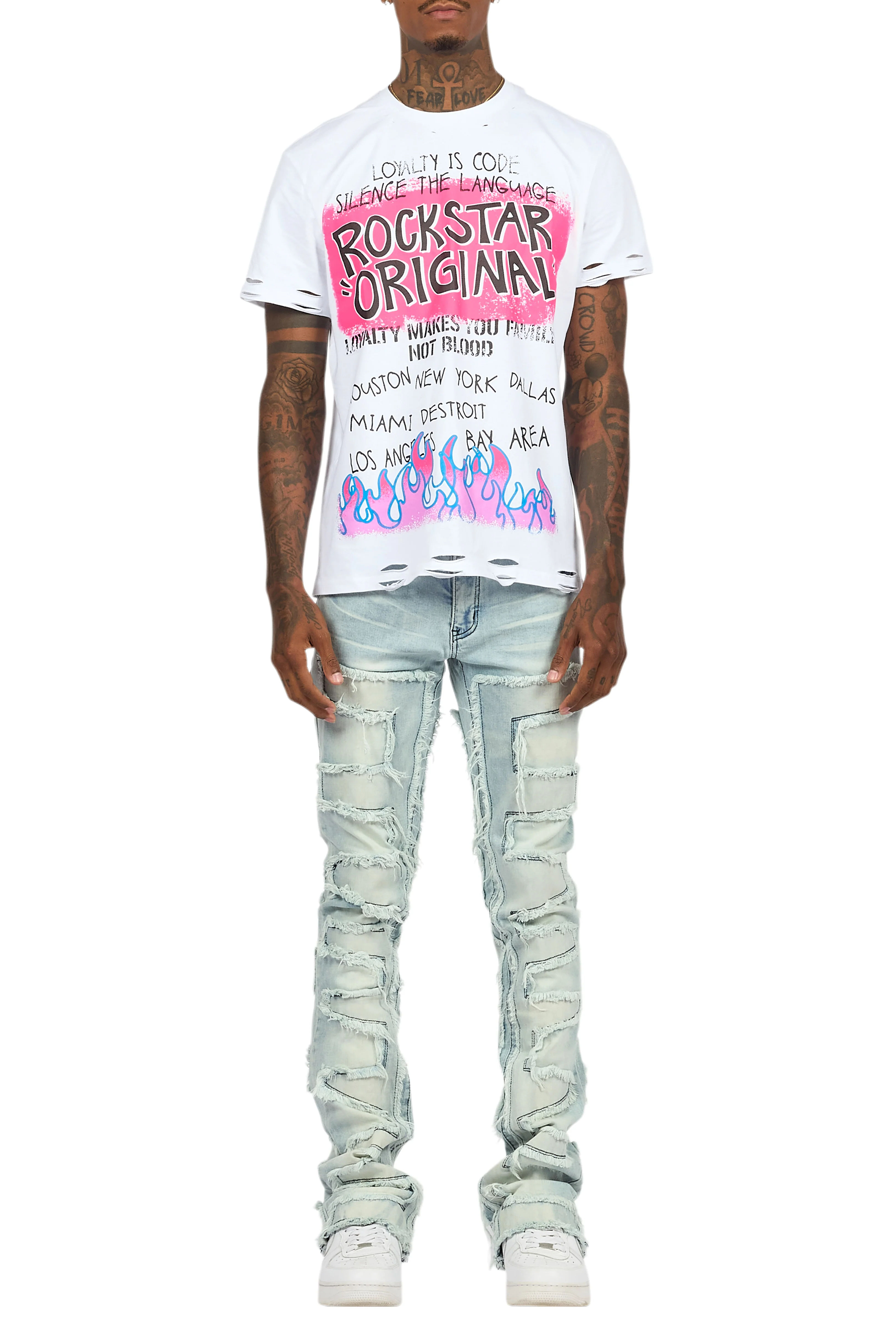 8818-beno-white-t-shirt-shake-blue-stacked-flare-jean-bundle-14.webp Beno White T-Shirt & Shake Blue Stacked Flare Jean Bundle