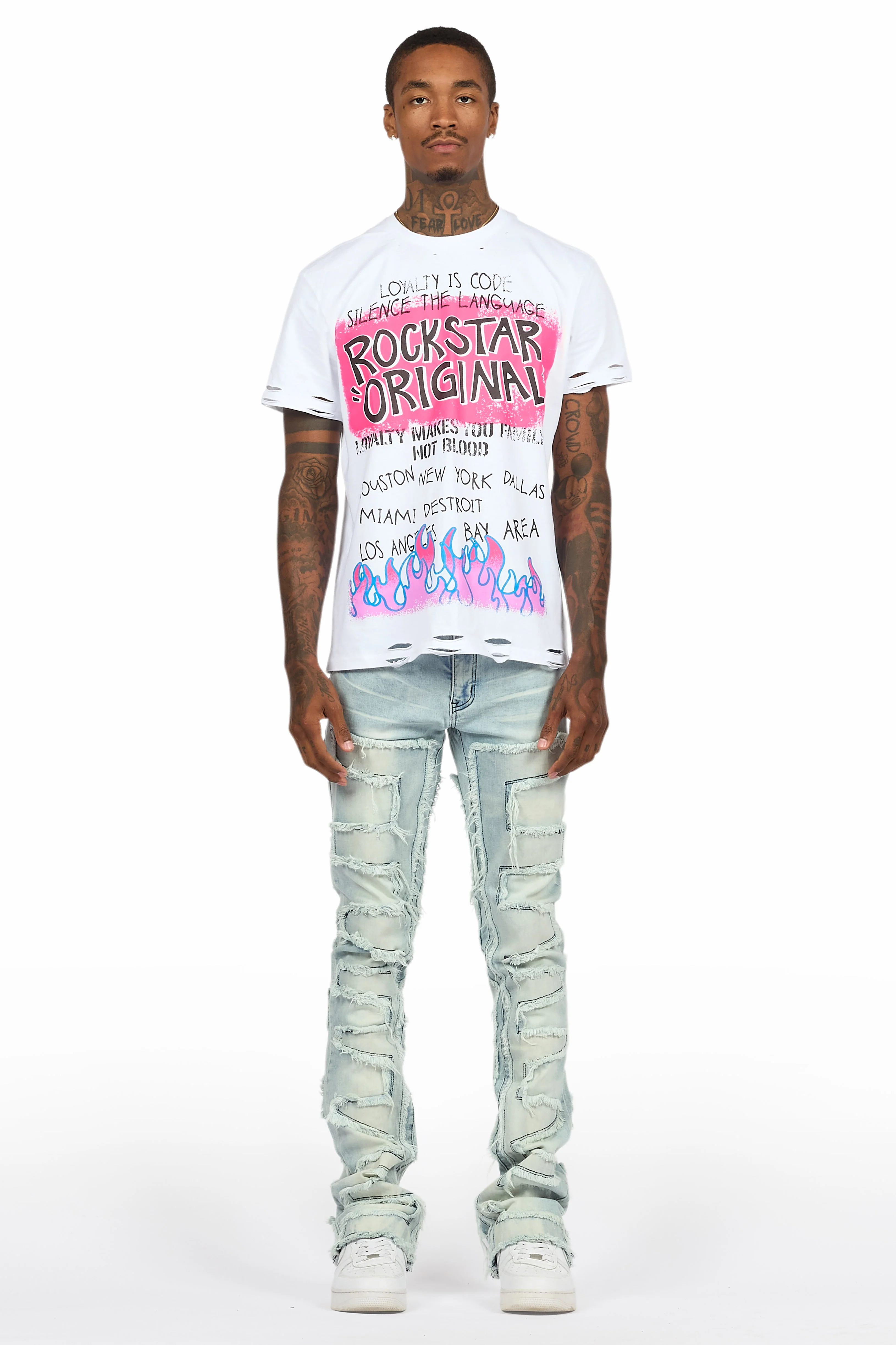 8818-beno-white-t-shirt-shake-blue-stacked-flare-jean-bundle-8.webp Beno White T-Shirt & Shake Blue Stacked Flare Jean Bundle
